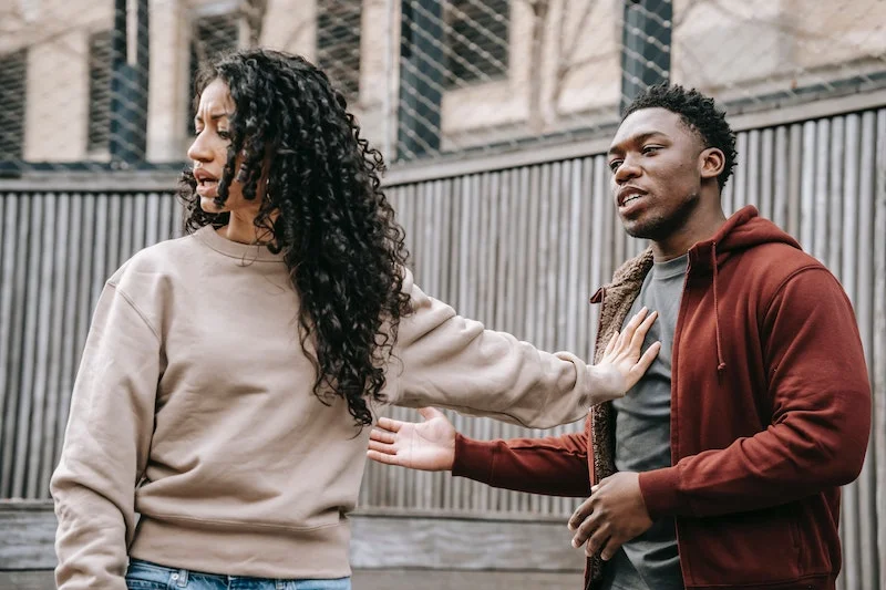 Cómo poner límites a personas abusivas | Izpira Psicología